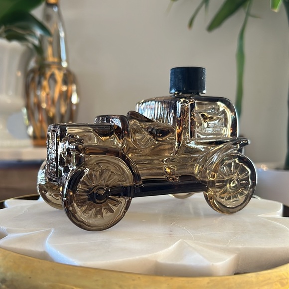 Vintage Avon Reo Depot Wagon After Shave Dark Glass Decanter 1970’s Roadster Car - Picture 3 of 12